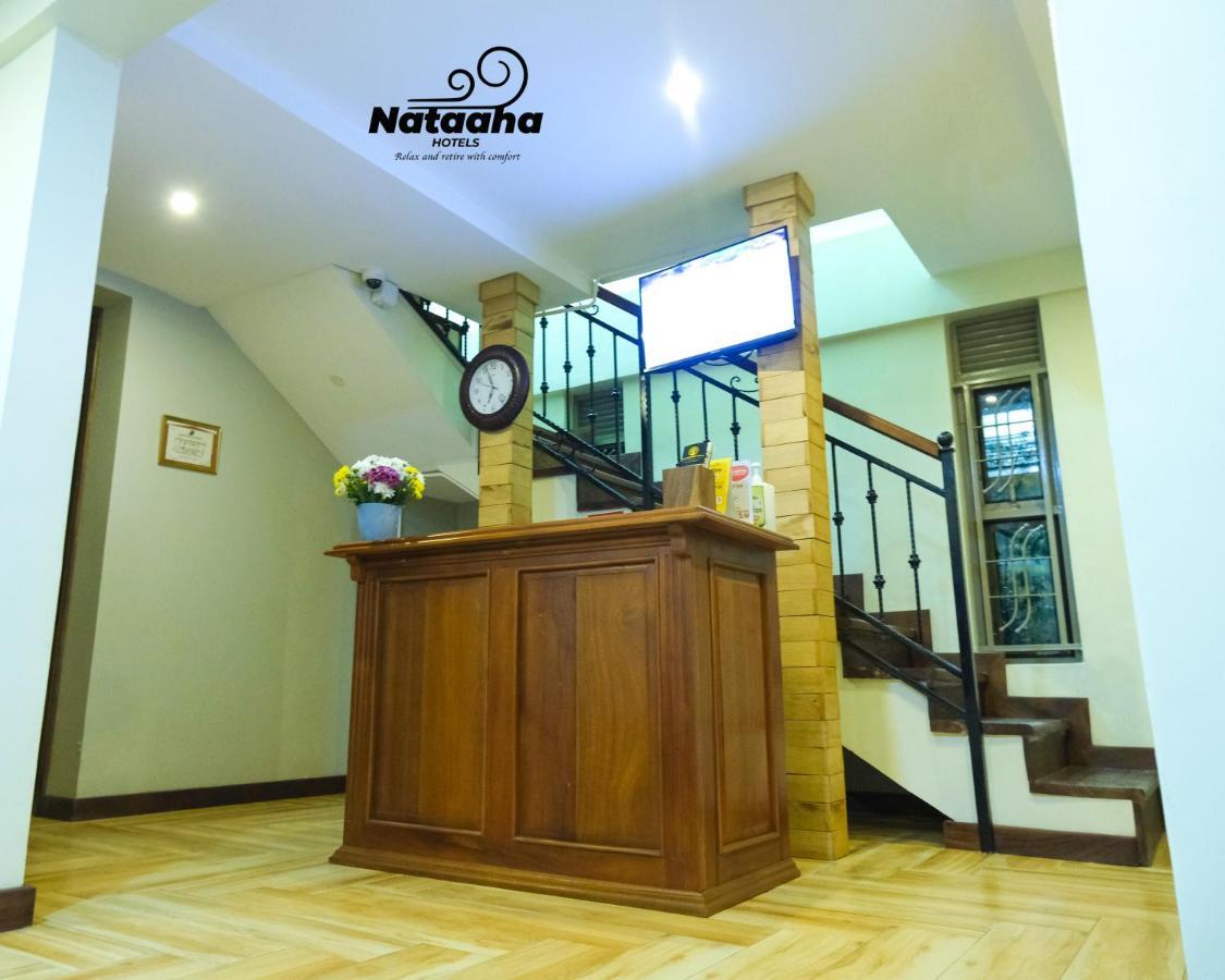 Nataaha Hotels Mbarara Екстер'єр фото